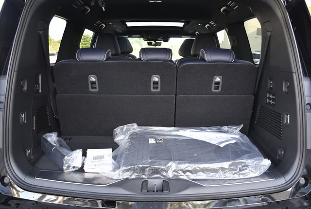 New 2027 INFINITI QX80 Sensory w/ Sport Exterior Package AWD/4WD image 35