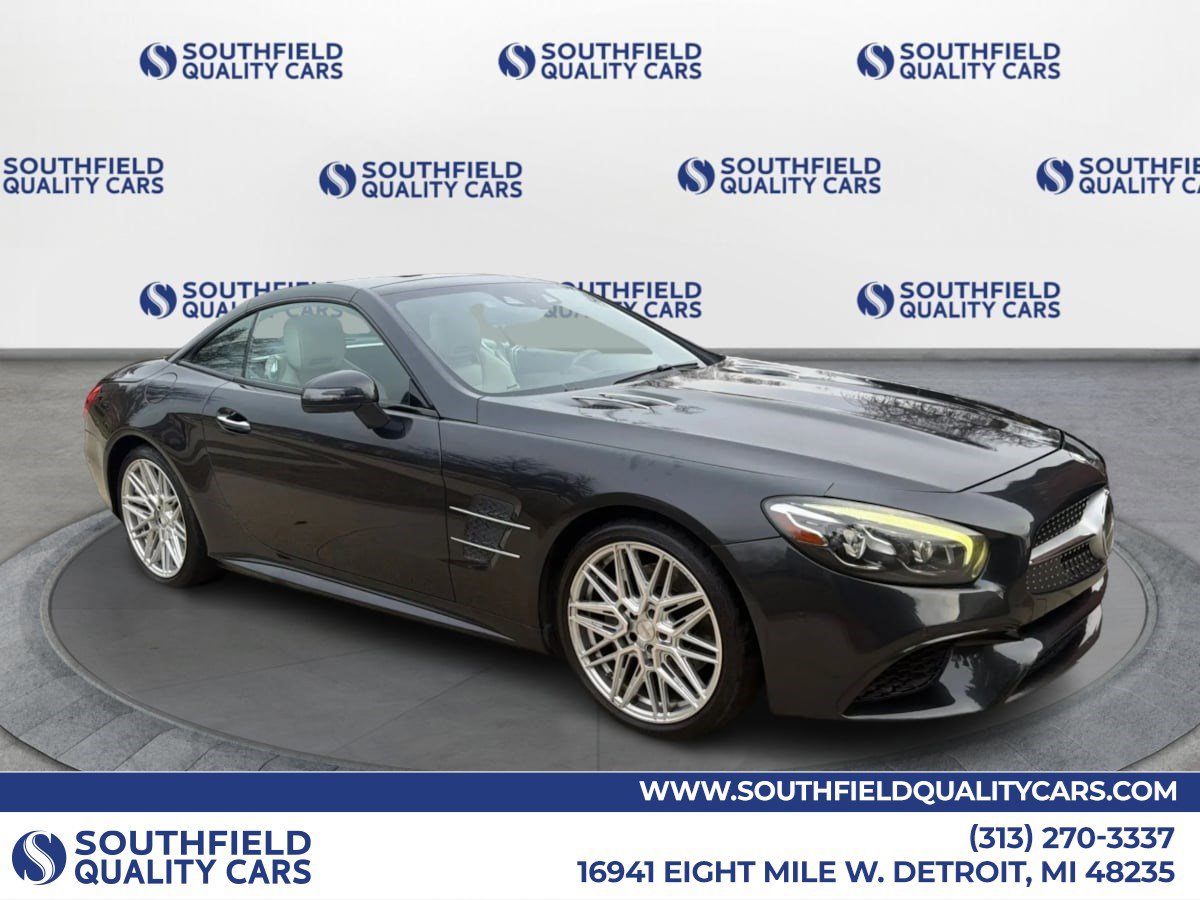 Used 2017 Mercedes-Benz SL 550 image 1