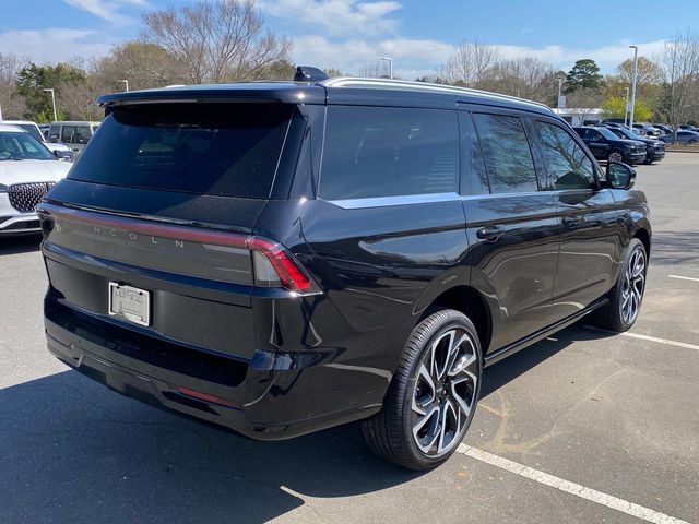 New 2026 Lincoln Navigator Reserve AWD/4WD image 30