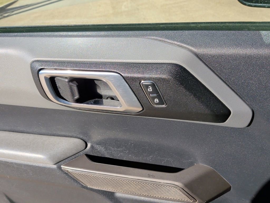 Used 2021 Ford Bronco Black Diamond w/ Sasquatch Package image 12