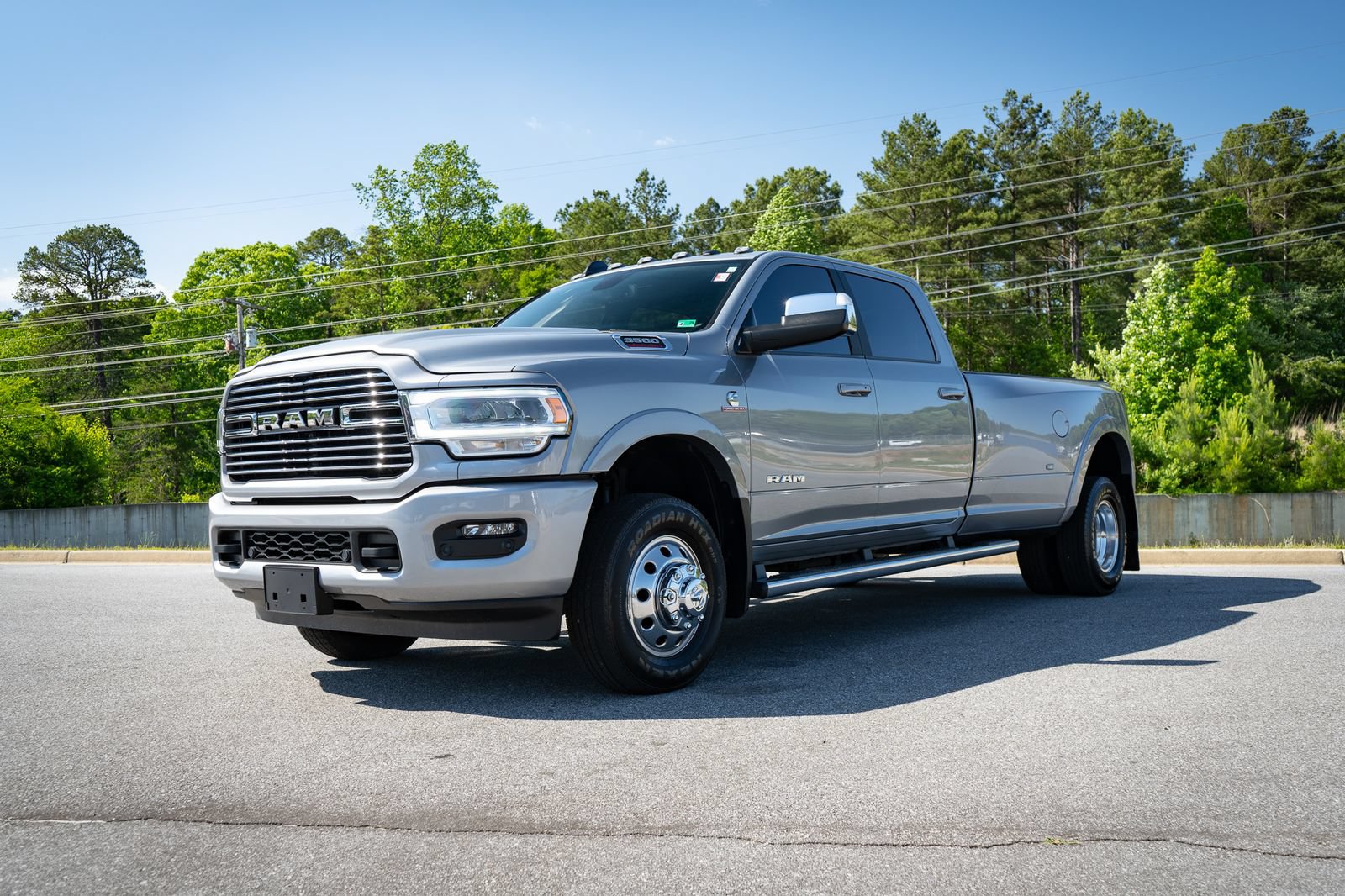Used 2022 RAM 3500 Laramie AWD/4WD image 3