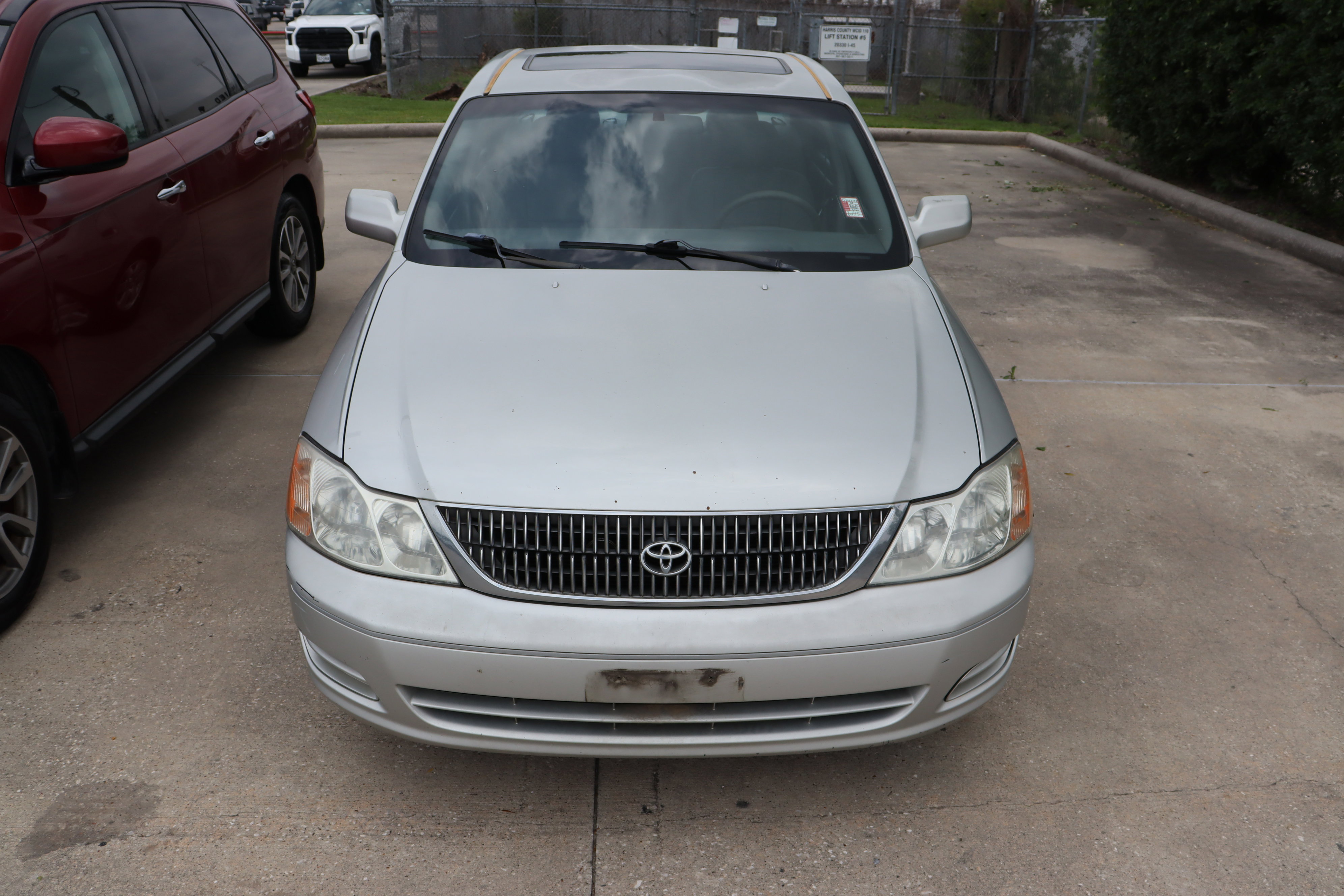 Used 2002 Toyota Avalon XL FWD image 4