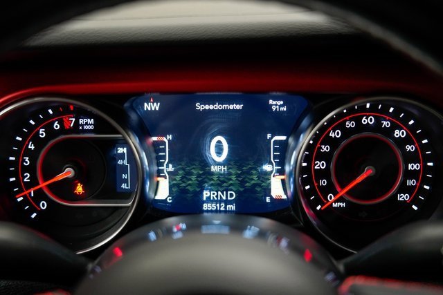 Used 2021 Jeep Gladiator Rubicon w/ Cold Weather Group image 32