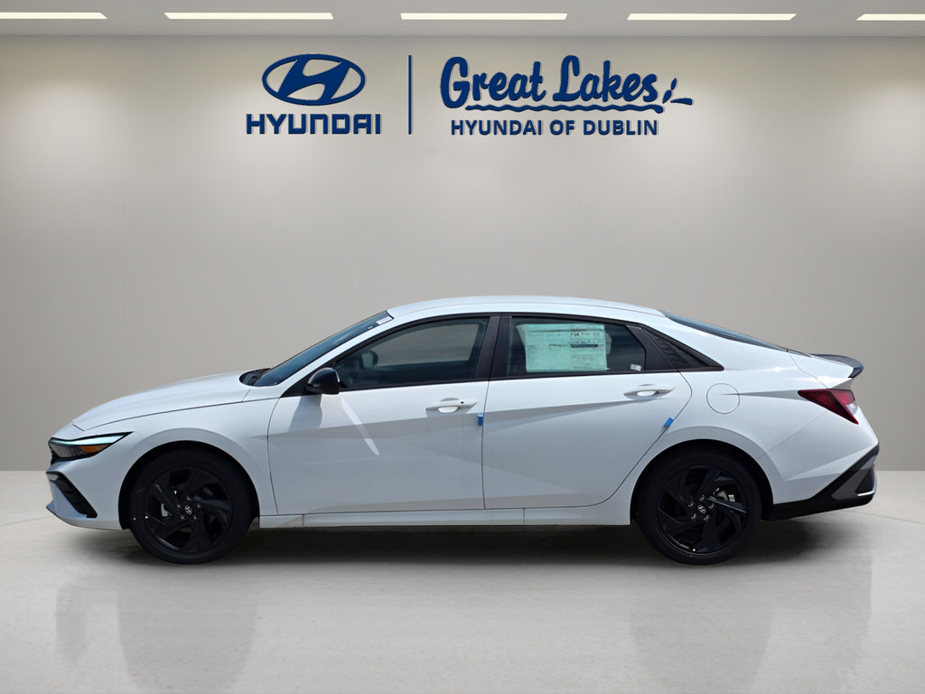 New 2026 Hyundai Elantra Sport FWD image 2