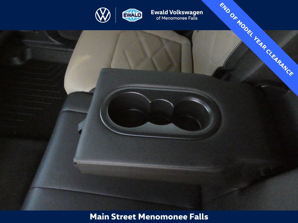 New 2025 Volkswagen Atlas Cross Sport SE image 37