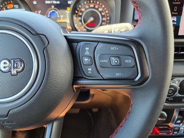 Used 2024 Jeep Wrangler Rubicon AWD/4WD image 29