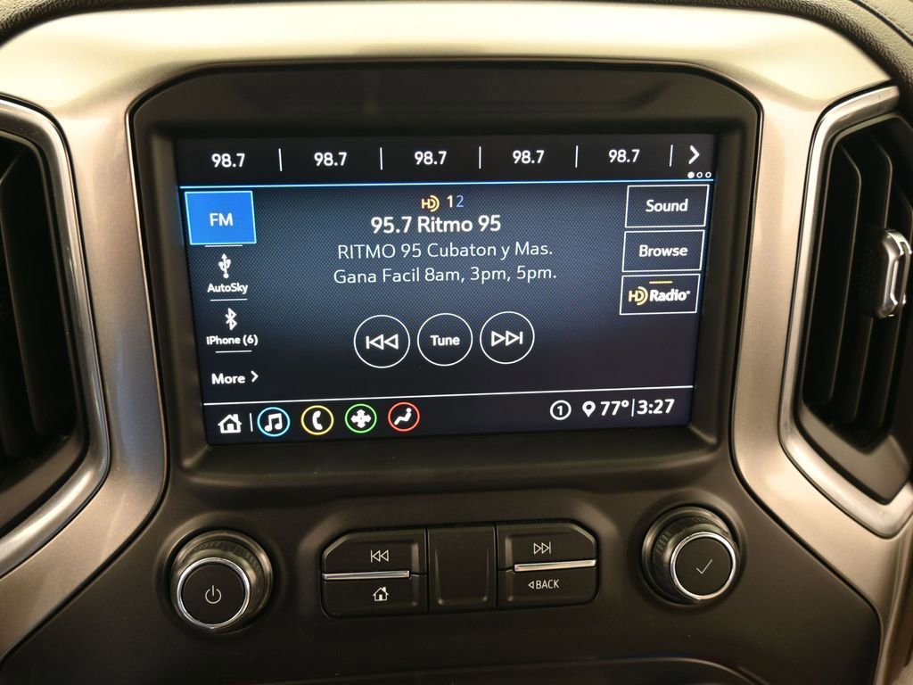 Used 2020 Chevrolet Silverado 1500 RST image 22