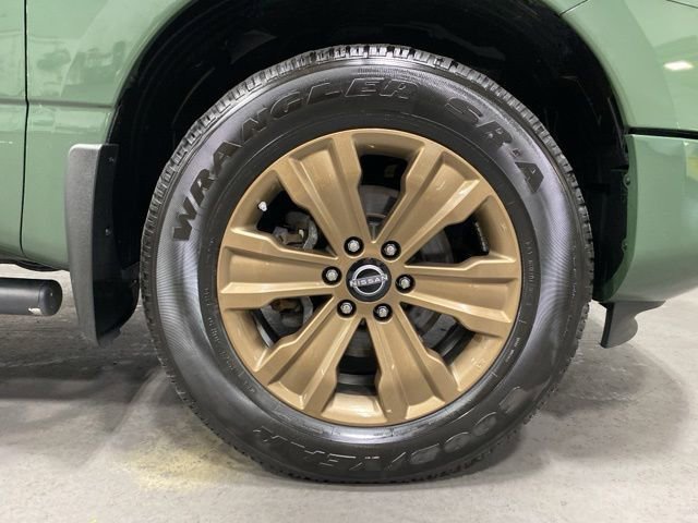 Certified 2024 Nissan Titan SV w/ SV Bronze Edition Package AWD/4WD image 30