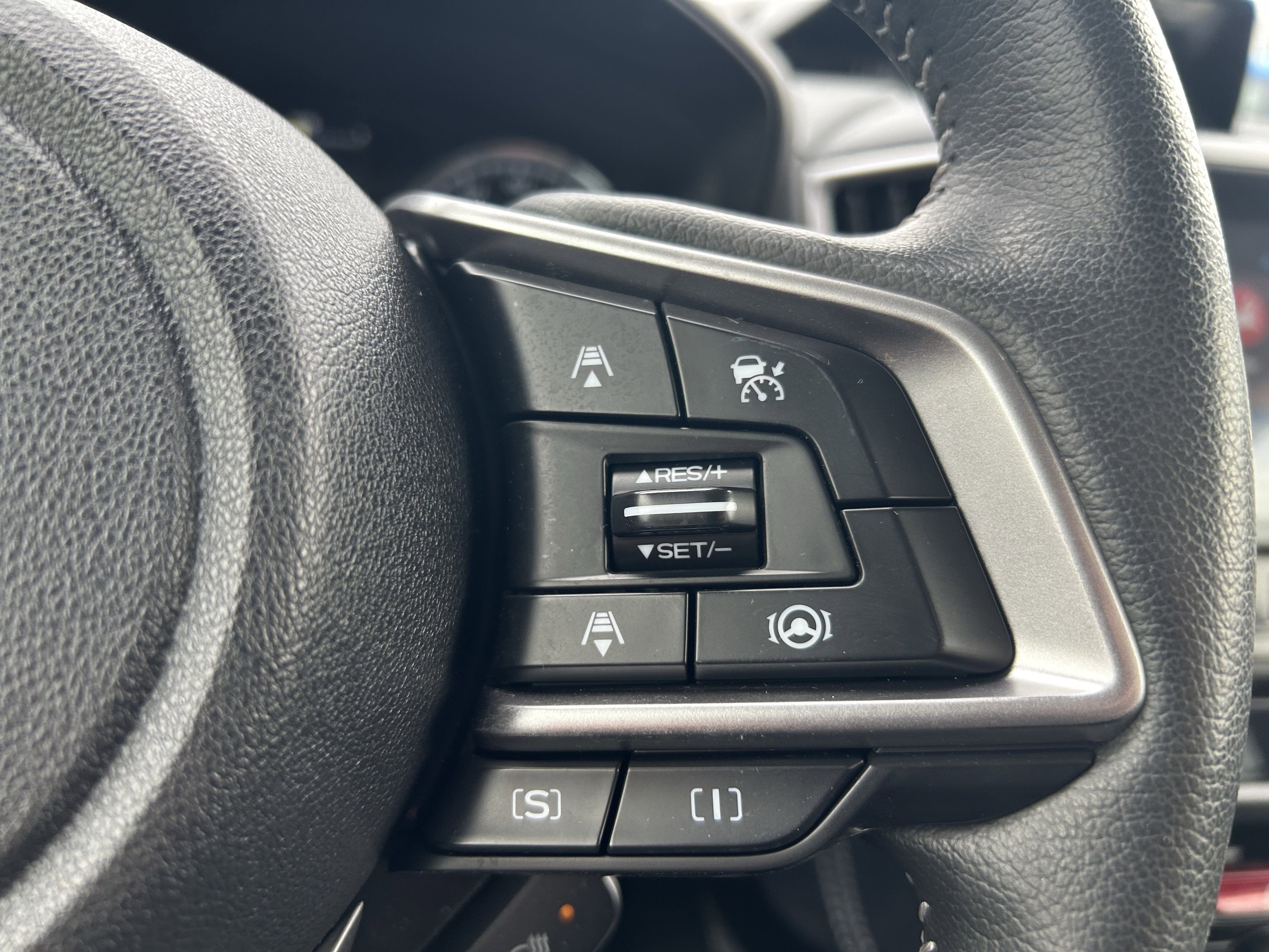 Used 2023 Subaru Forester Touring image 18