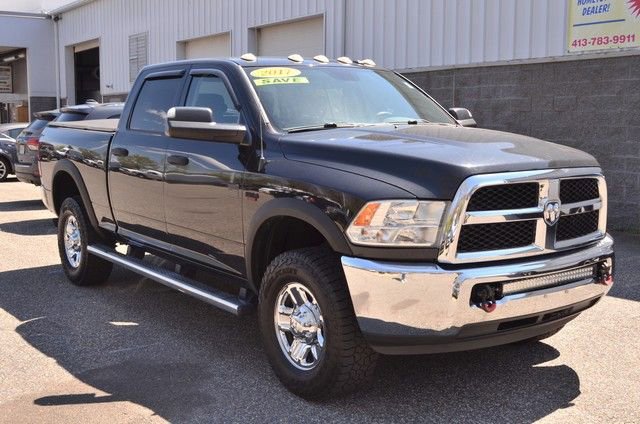 Used 2017 RAM 2500 Tradesman w/ Chrome Appearance Group image 2