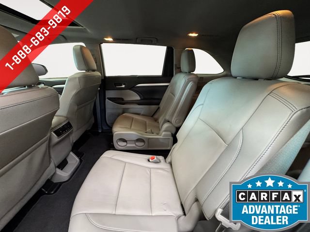 Used 2019 Toyota Highlander XLE AWD/4WD image 22