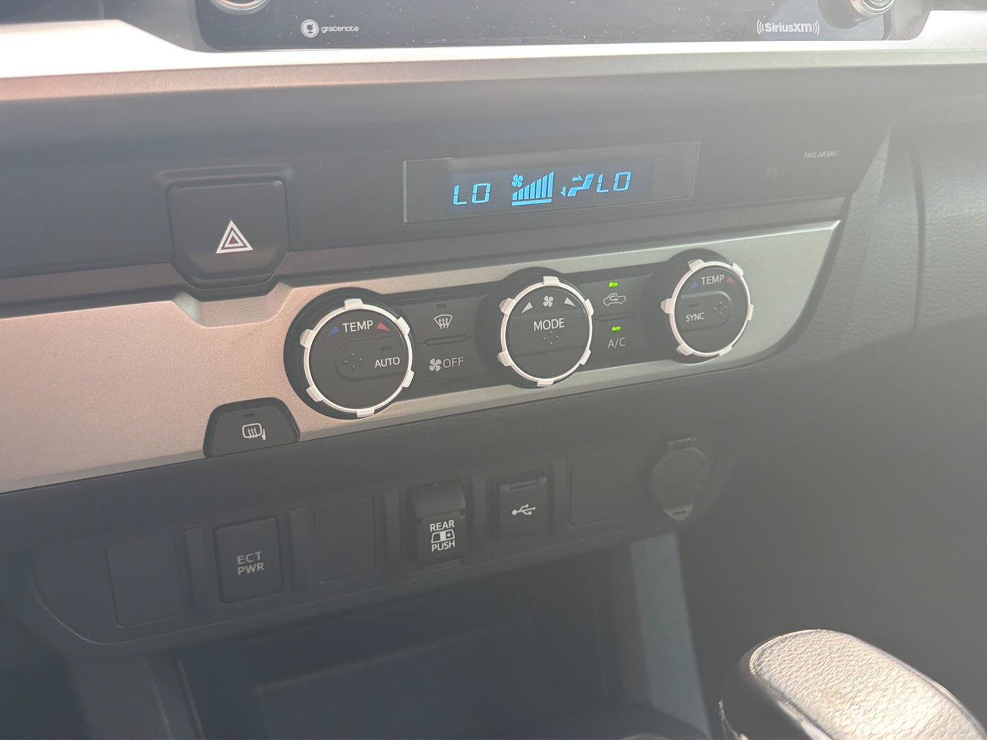 Used 2022 Toyota Tacoma SR5 RWD image 22