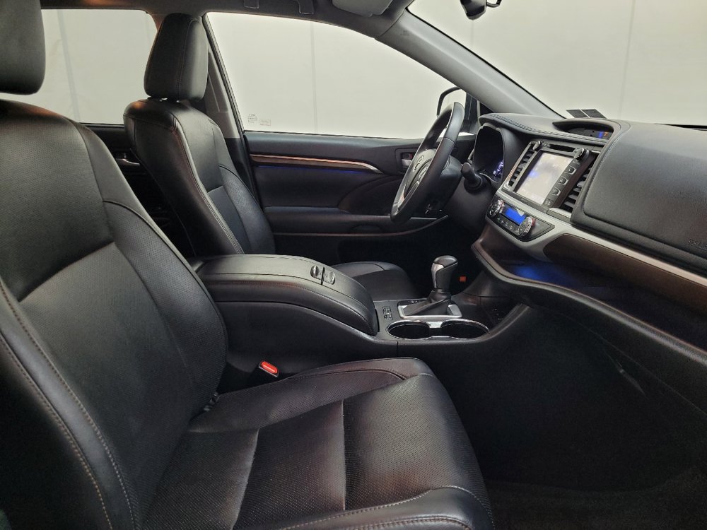 Used 2014 Toyota Highlander Limited AWD/4WD image 21