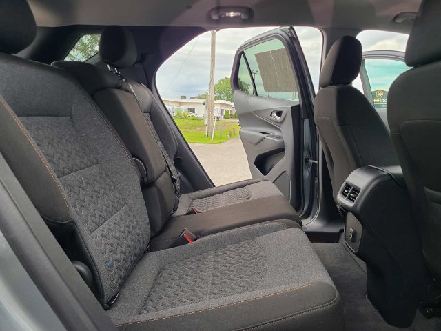 Used 2024 Chevrolet Equinox LT AWD/4WD image 23