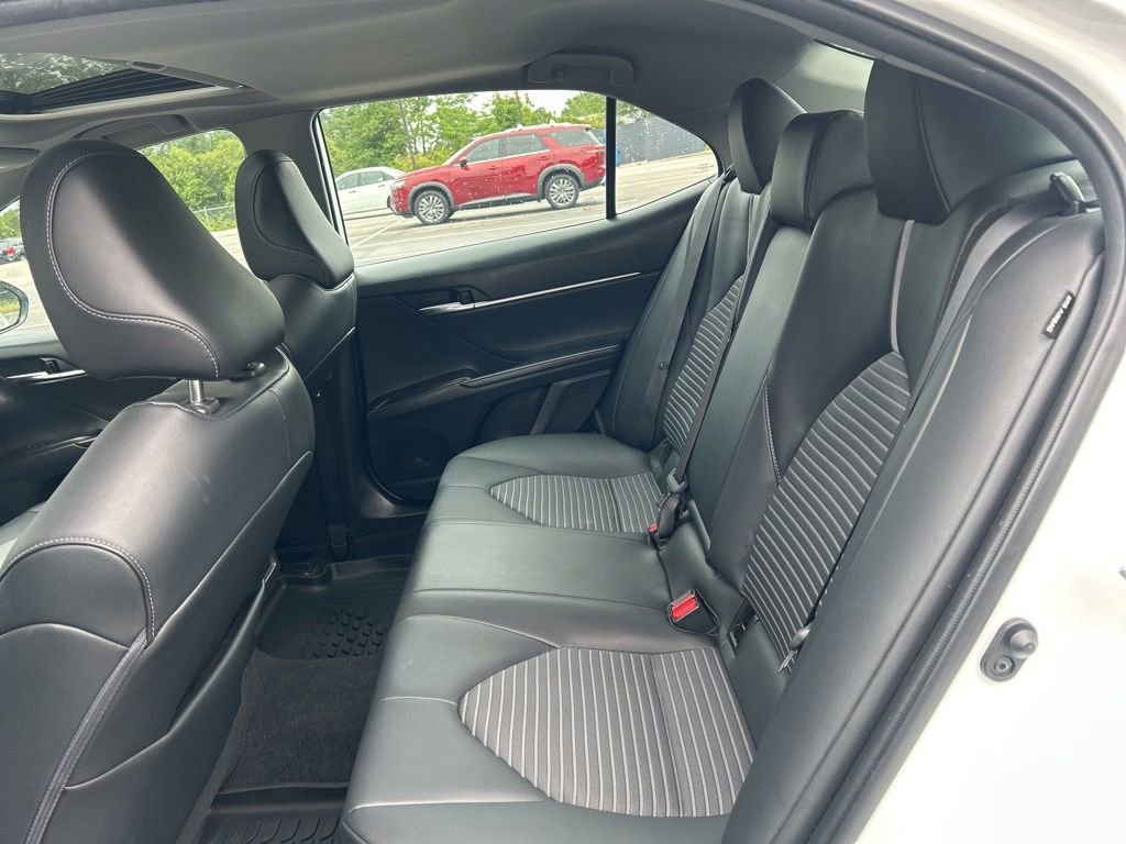 Used 2022 Toyota Camry SE w/ Audio Upgrade Package FWD image 20