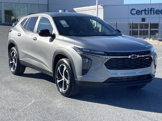 New 2026 Chevrolet Trax RS image 1