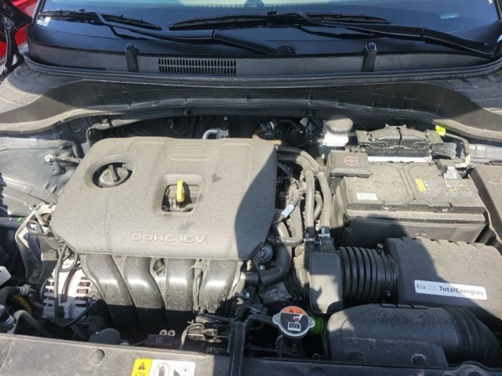 Used 2025 Kia Soul LX FWD image 18