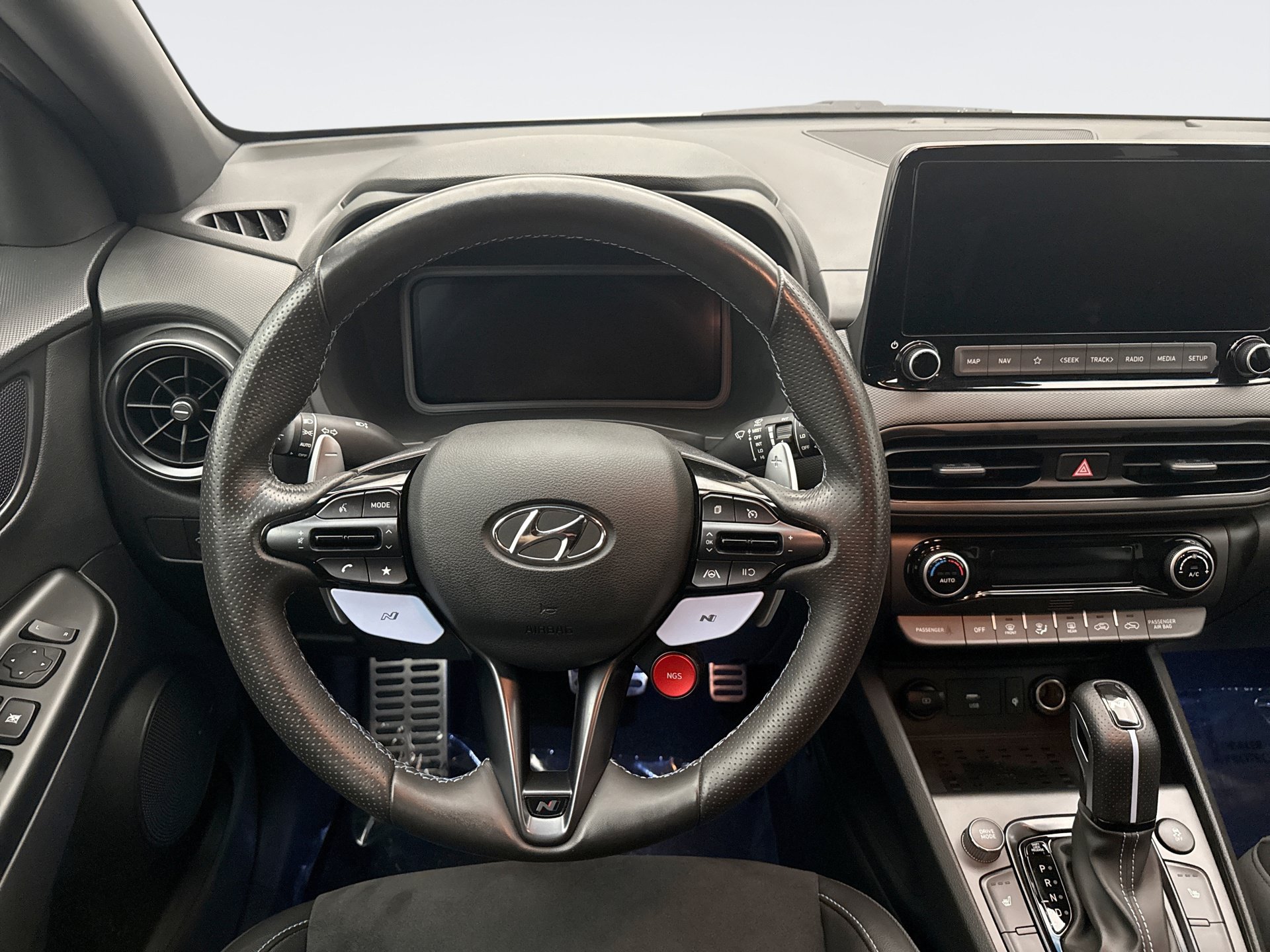 Used 2022 Hyundai Kona N w/ Cargo Package FWD image 12