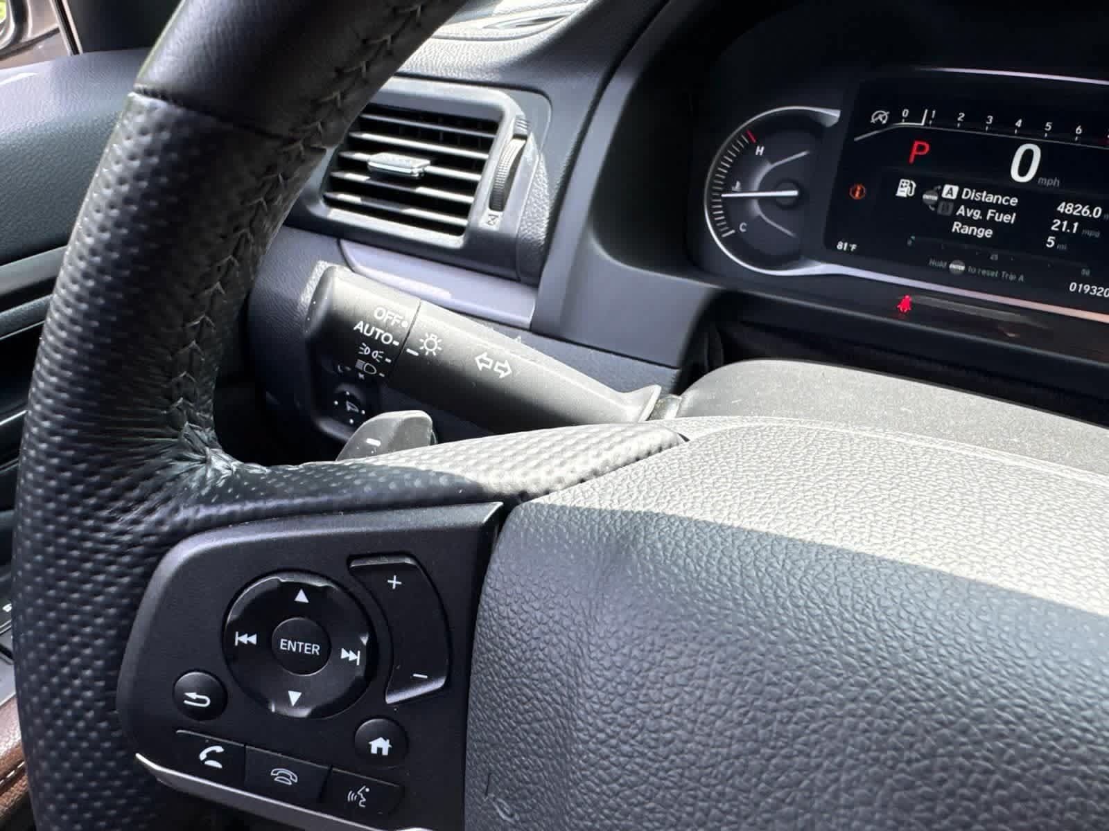 Used 2025 Honda Passport EX-L image 21