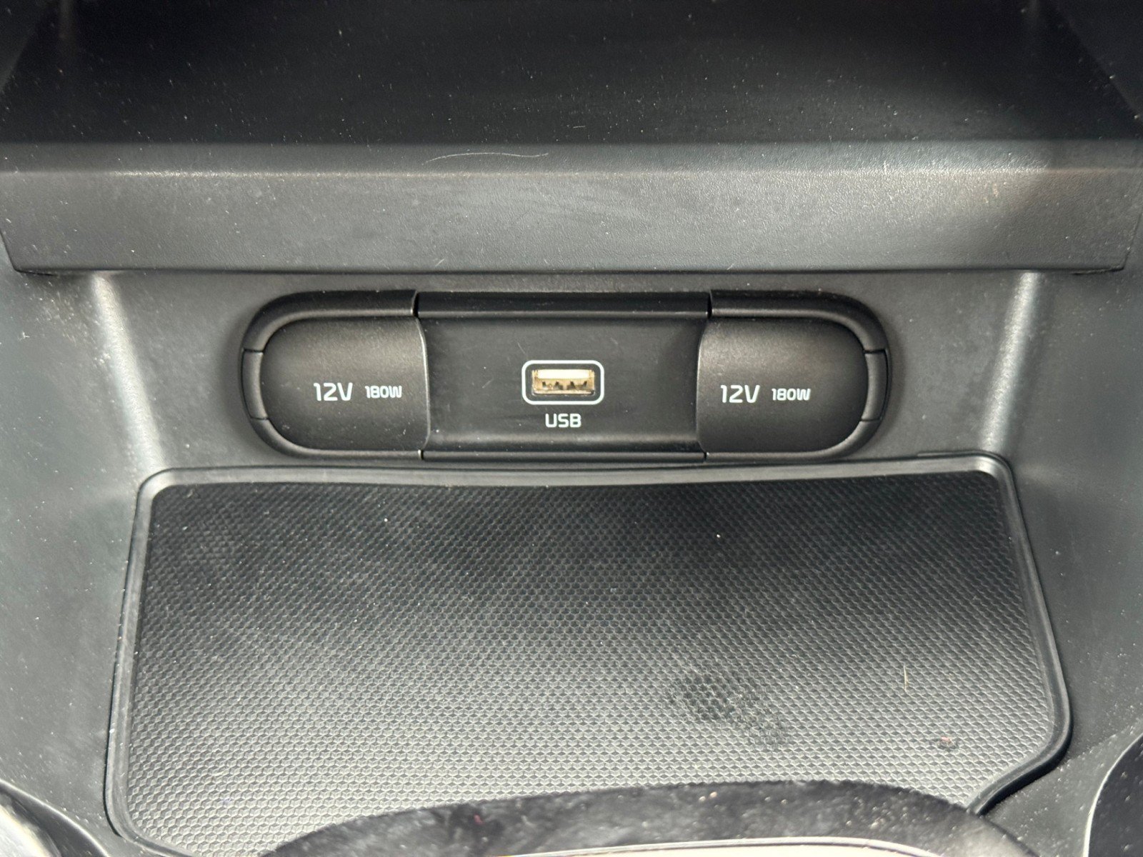Used 2020 Kia Soul LX FWD image 25