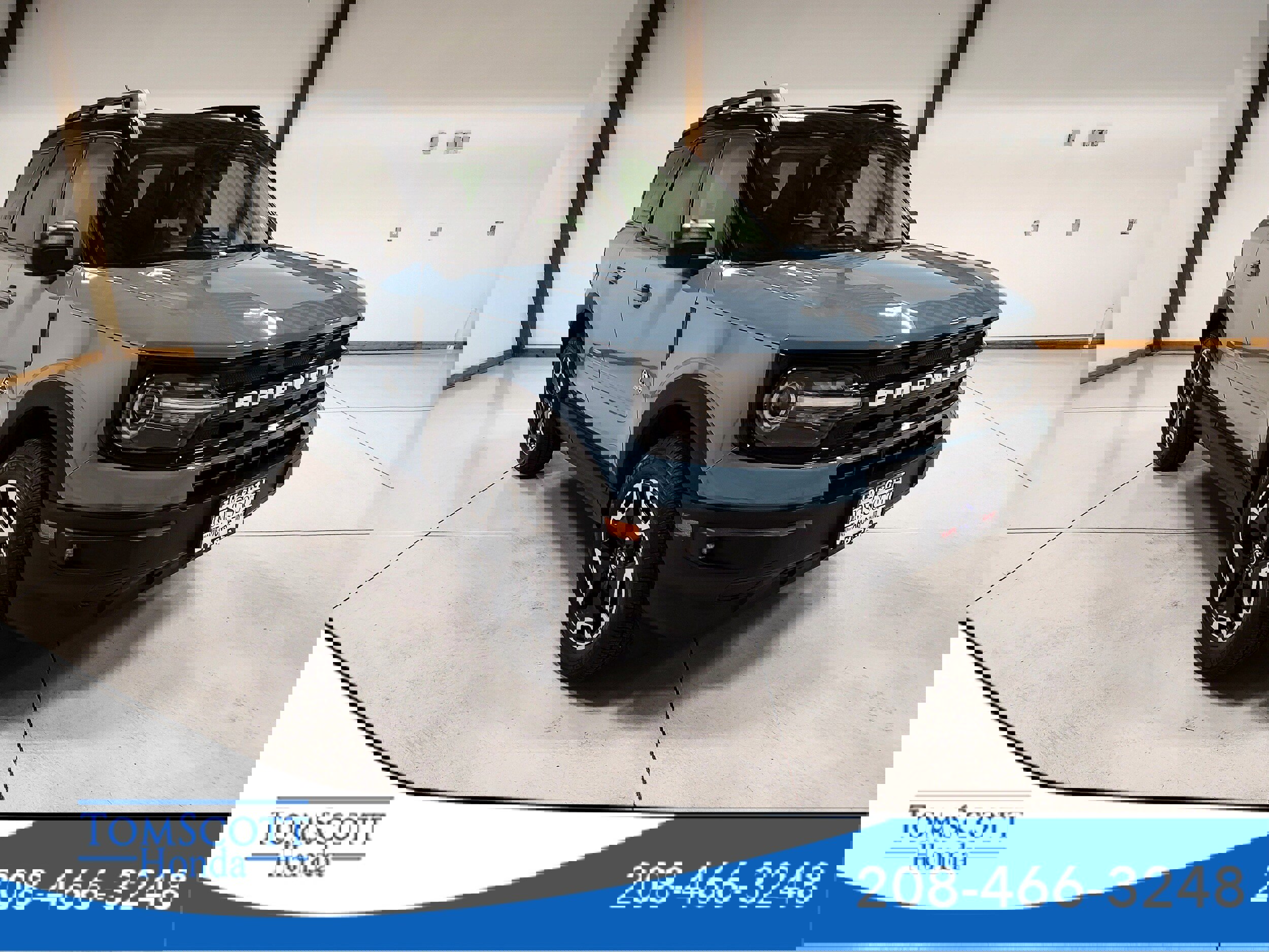 Used 2023 Ford Bronco Sport Outer Banks w/ Tech Package image 1