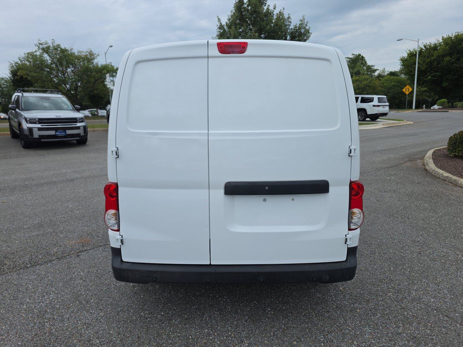 Used 2015 Nissan NV200 S FWD image 6