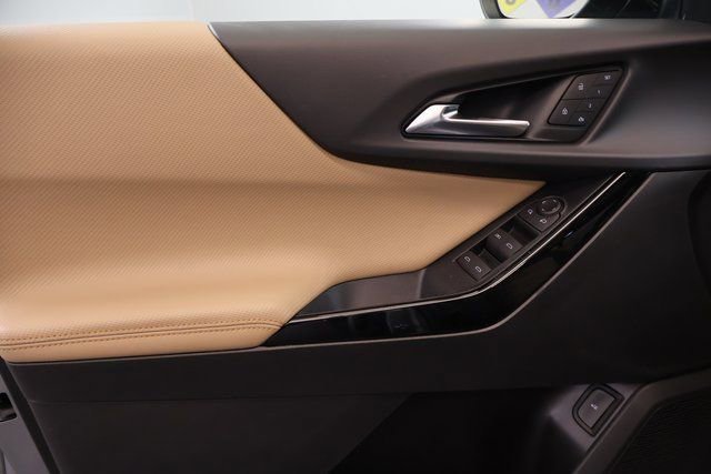 New 2026 Chevrolet Equinox ACTIV w/ Convenience Package III image 9