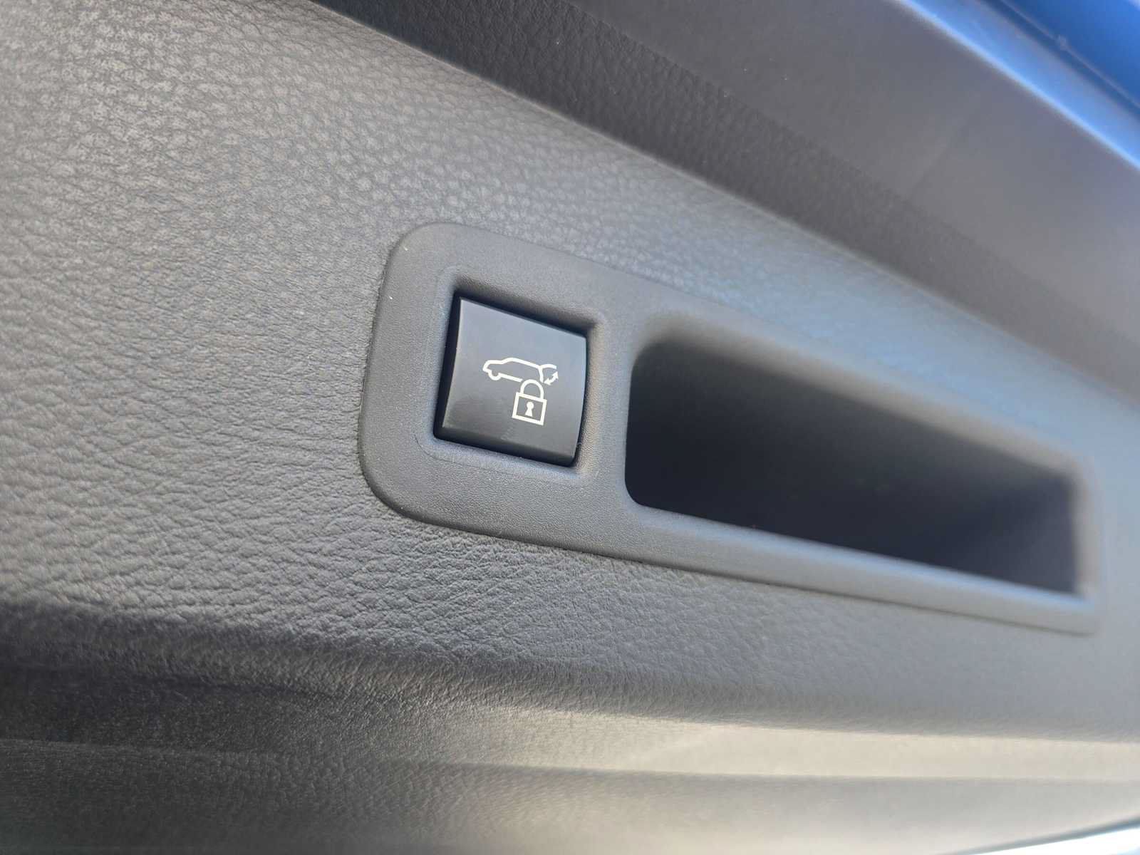 New 2026 Toyota Sienna Limited AWD/4WD image 16
