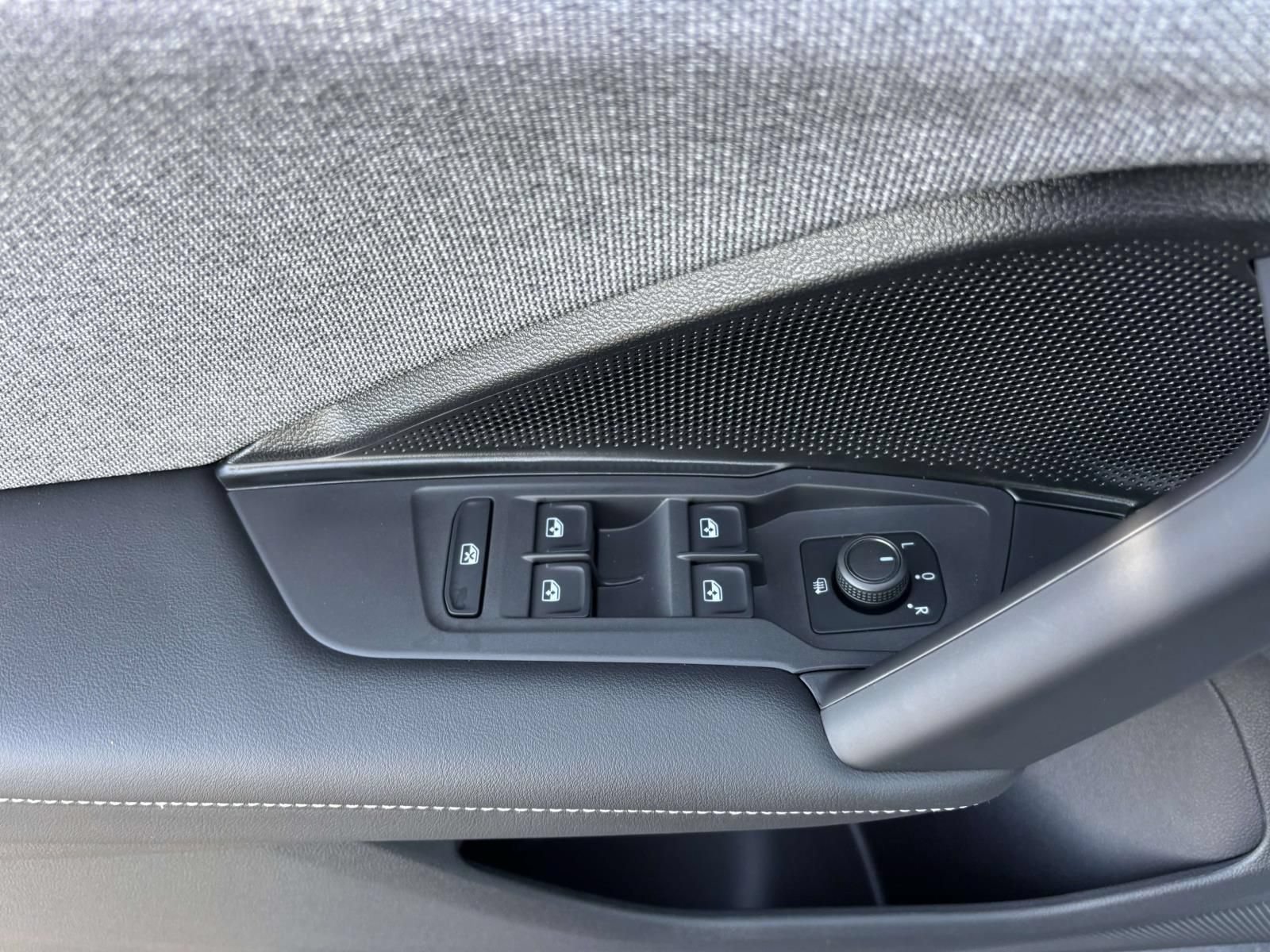 New 2026 Volkswagen Tiguan S AWD/4WD image 13