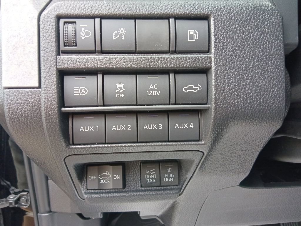 New 2026 Toyota Tacoma 4x4 Double Cab Hybrid image 17