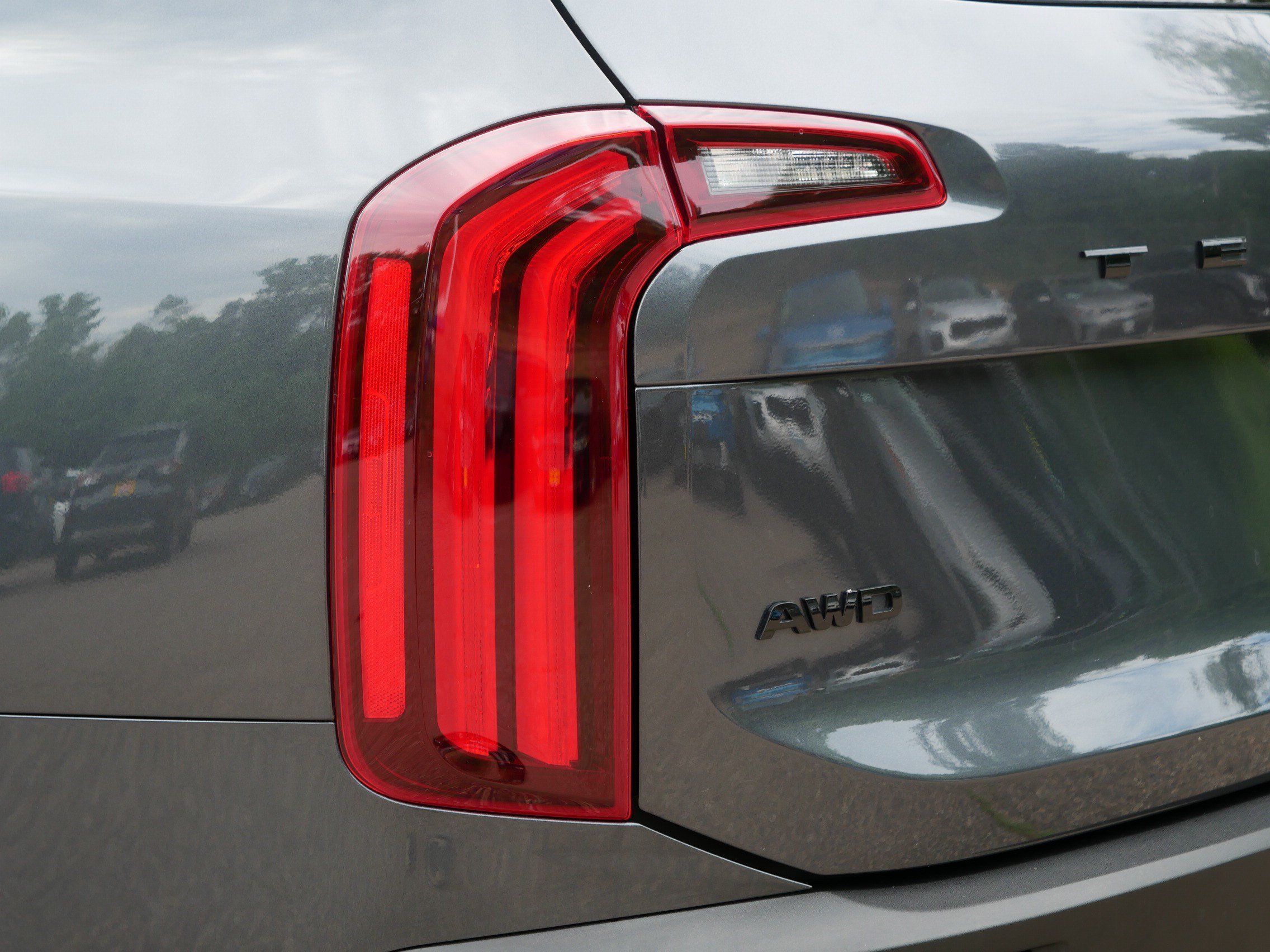 Certified 2021 Kia Telluride SX w/ SX Prestige Package AWD/4WD image 17
