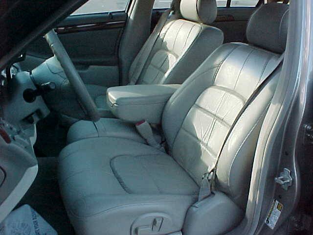 Used 2004 Cadillac De Ville FWD image 17