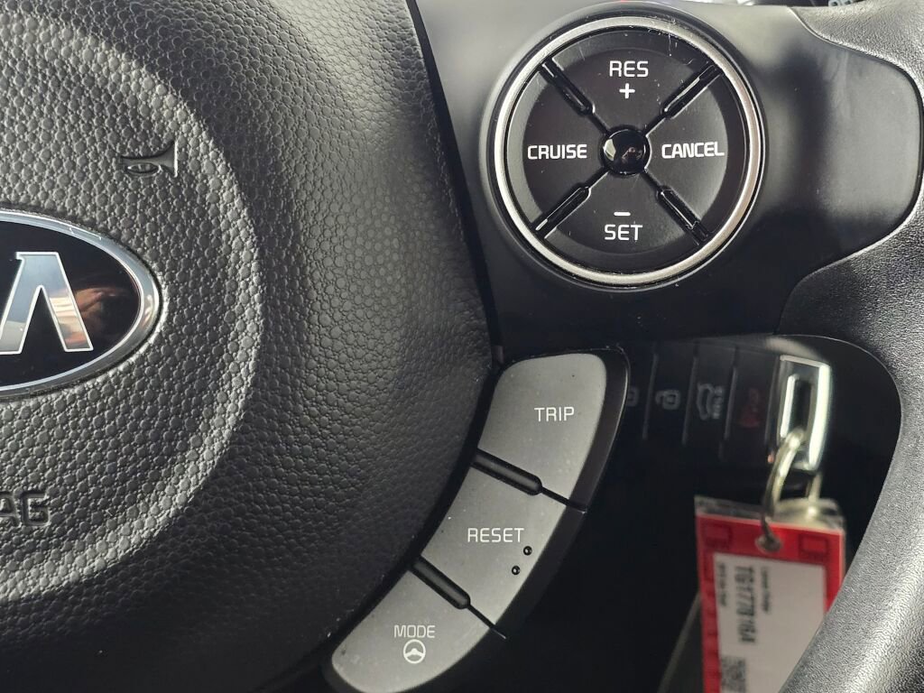 Used 2015 Kia Soul + image 30
