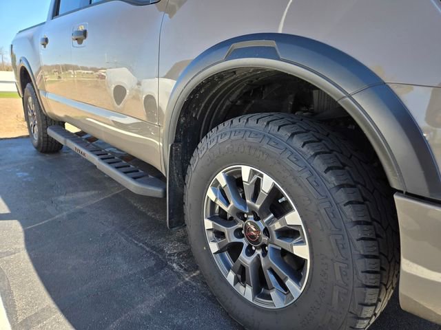 Used 2023 Nissan Titan PRO-4X w/ Pro-4x Utility Package image 7