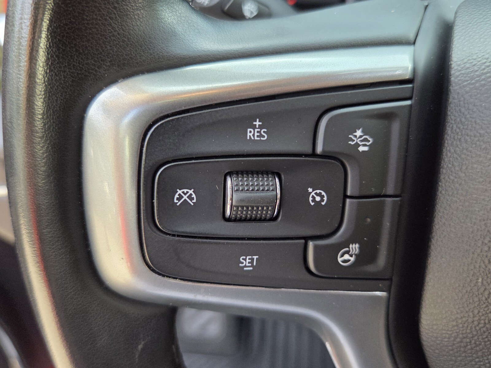 Certified 2024 Chevrolet Silverado 1500 RST w/ Z71 Off-Road Package AWD/4WD image 35
