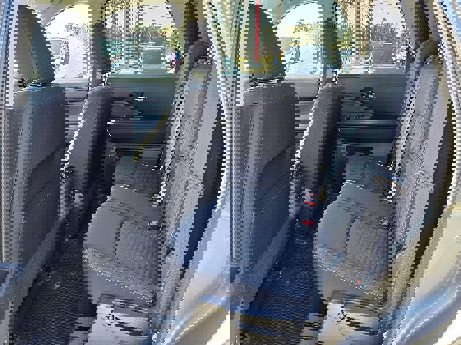 Used 2022 Nissan Pathfinder SV w/ SV Black Package image 4