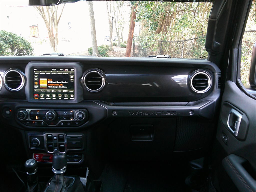 Used 2022 Jeep Wrangler Unlimited Rubicon 392 w/ Xtreme Recon 35" Tire Package image 27