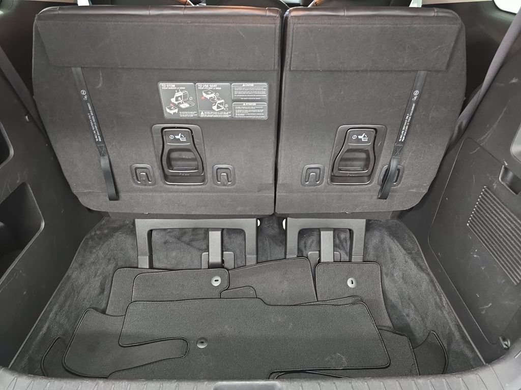 Used 2022 Kia Carnival LX FWD image 28