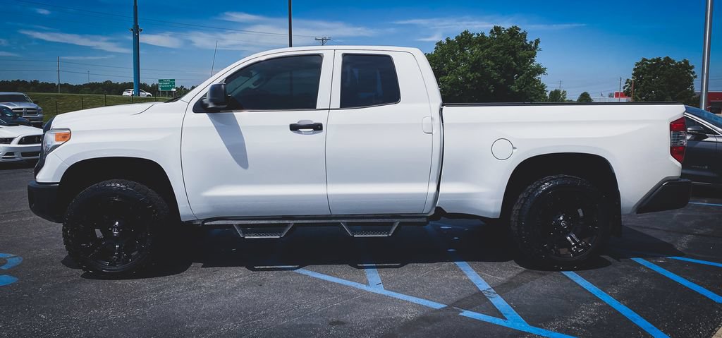 Used 2016 Toyota Tundra SR AWD/4WD image 16