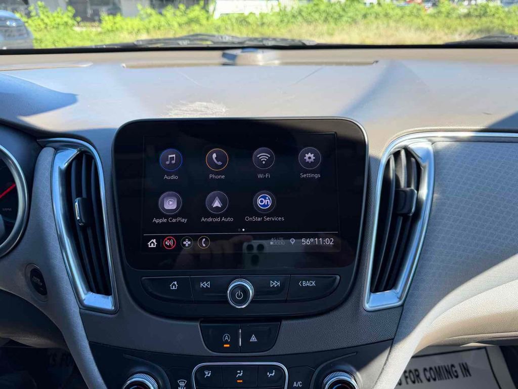 Used 2020 Chevrolet Malibu LT image 26