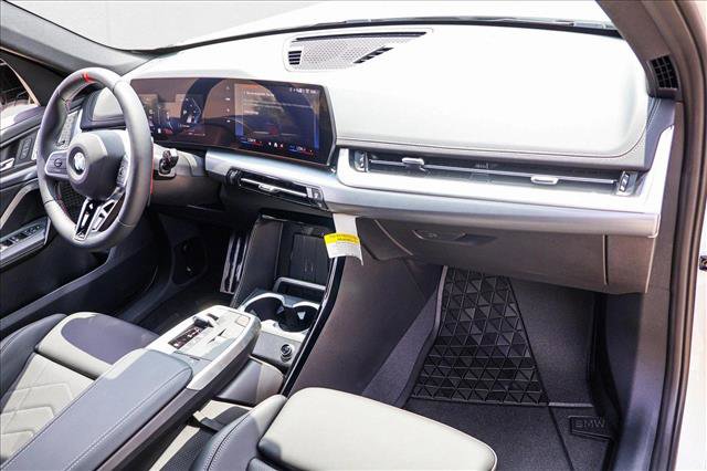 Used 2025 BMW X1 M35i w/ Shadowloine Package image 23