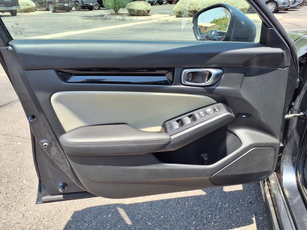 Used 2024 Honda Civic Touring image 28