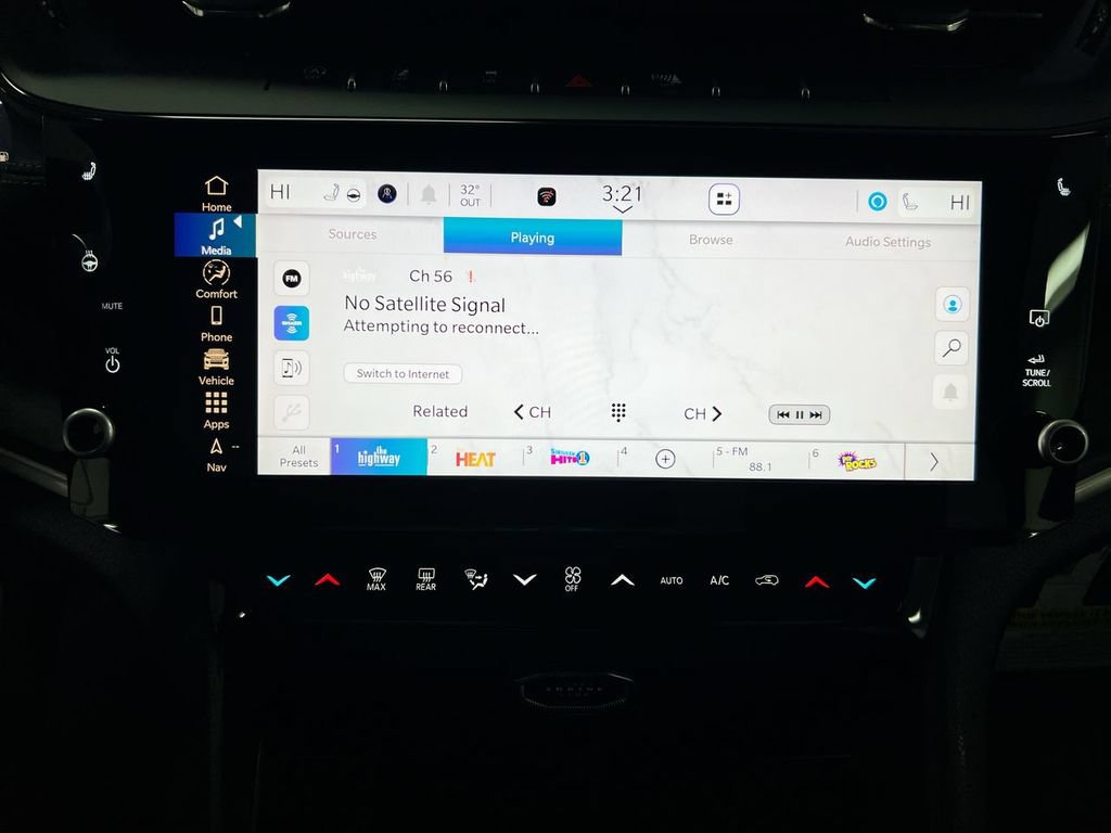 New 2026 Jeep Grand Cherokee Altitude AWD/4WD image 13
