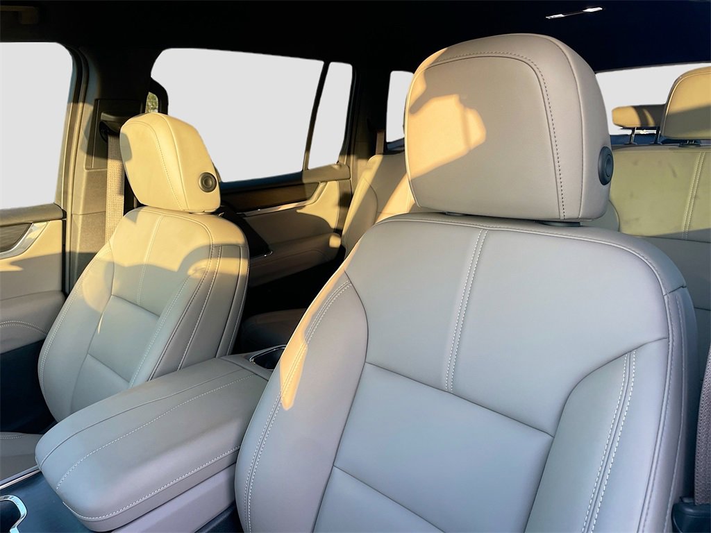 Used 2024 GMC Acadia Elevation w/ LPO, Floor Liner Package image 13