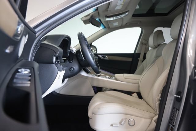 Used 2024 Genesis GV80 2.5T w/ Advanced Package AWD/4WD image 18