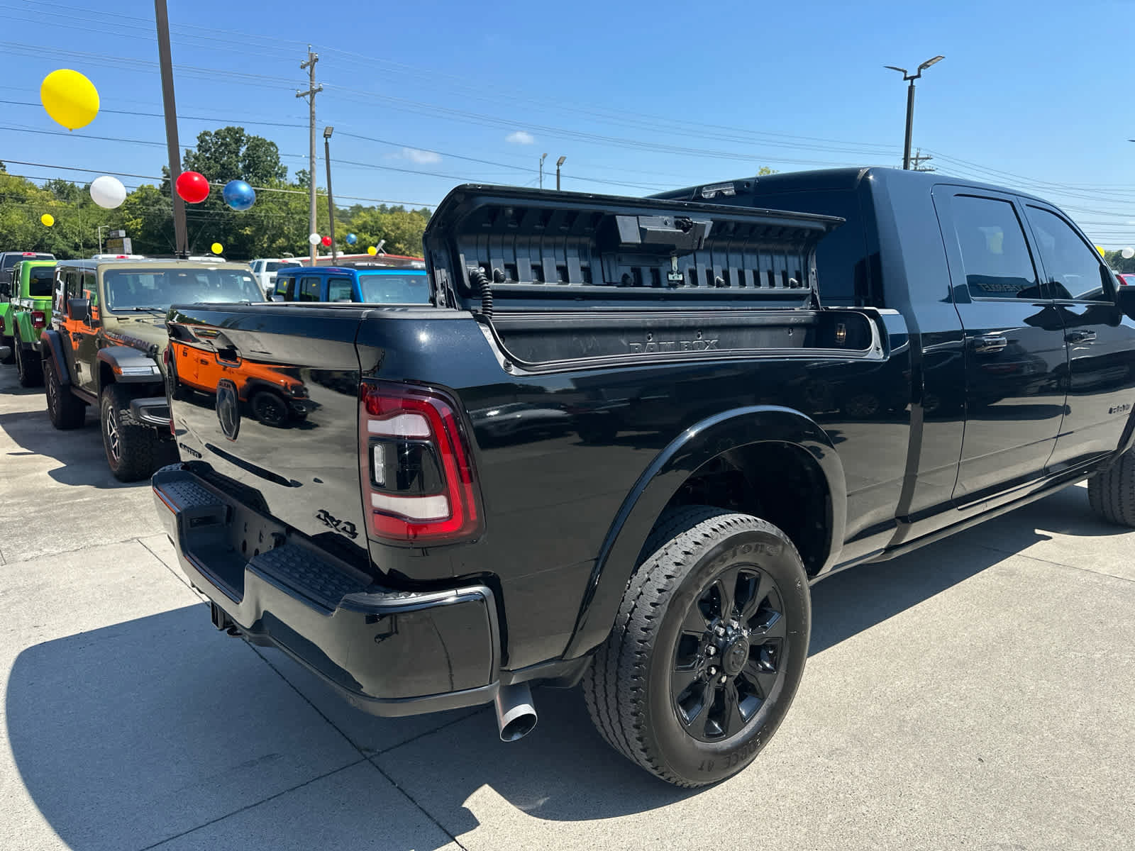 Used 2024 RAM 3500 Limited image 8