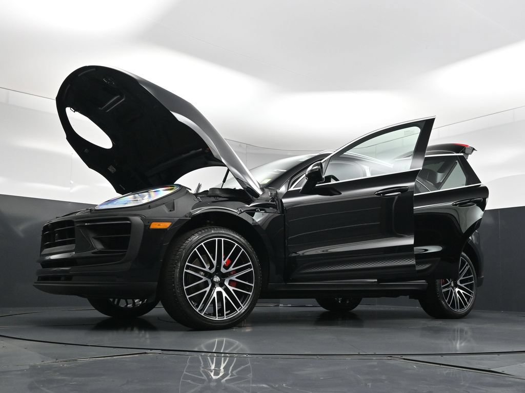 New 2026 Porsche Macan S AWD/4WD image 35