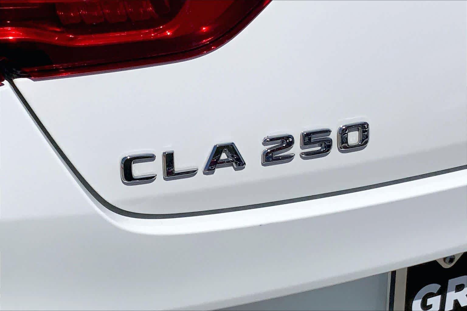 Used 2023 Mercedes-Benz CLA 250 image 30