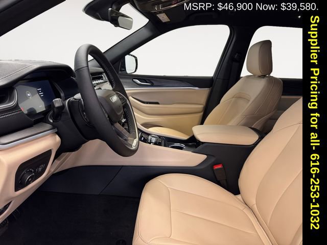 New 2025 Jeep Grand Cherokee Limited image 7