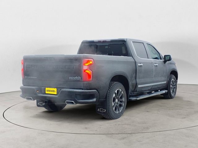 Used 2024 Chevrolet Silverado 1500 High Country w/ Z71 Off-Road Package AWD/4WD image 5